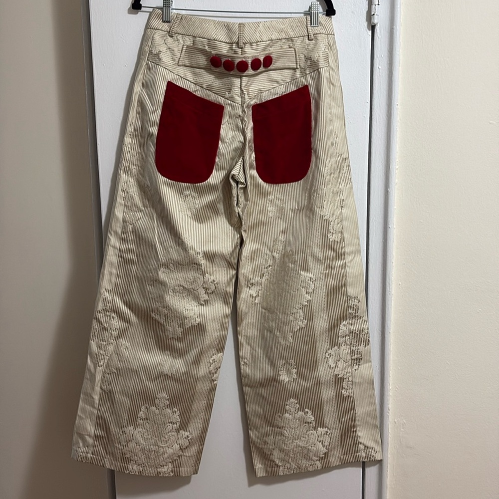 Puerta Negra set